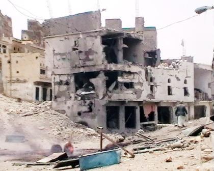 من آثار عدوان المتمردين في صعدة على المنازل والمصالح الحكومية